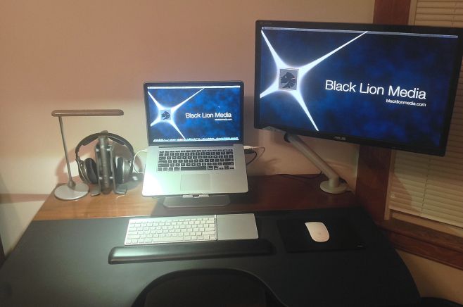 Web Designer Mac Home Office Web Designer Mac Home Office