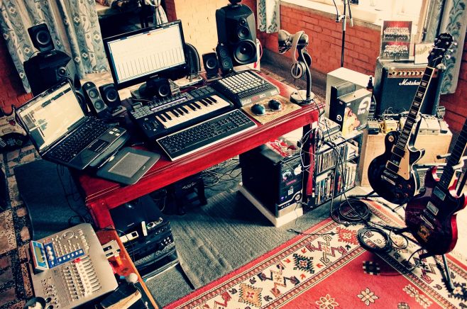 Simple Home Recording Studio Setup [KTM]