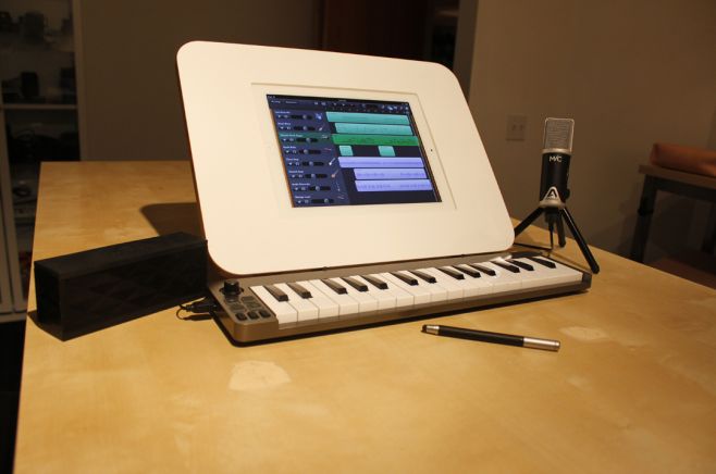 Micro music workstation