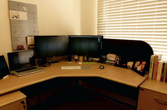 Macbook Pro 15� + 3 displays