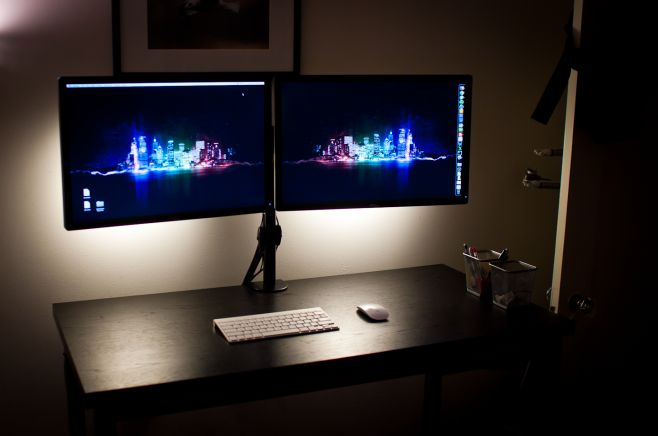 Web Developers Standing Table